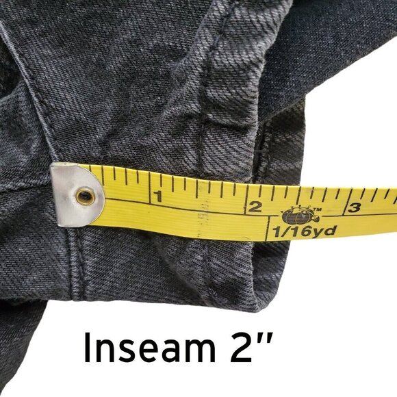 BDG Pull-On High Waisted Mom Short Black Denim Size XS - Picture 13 of 16